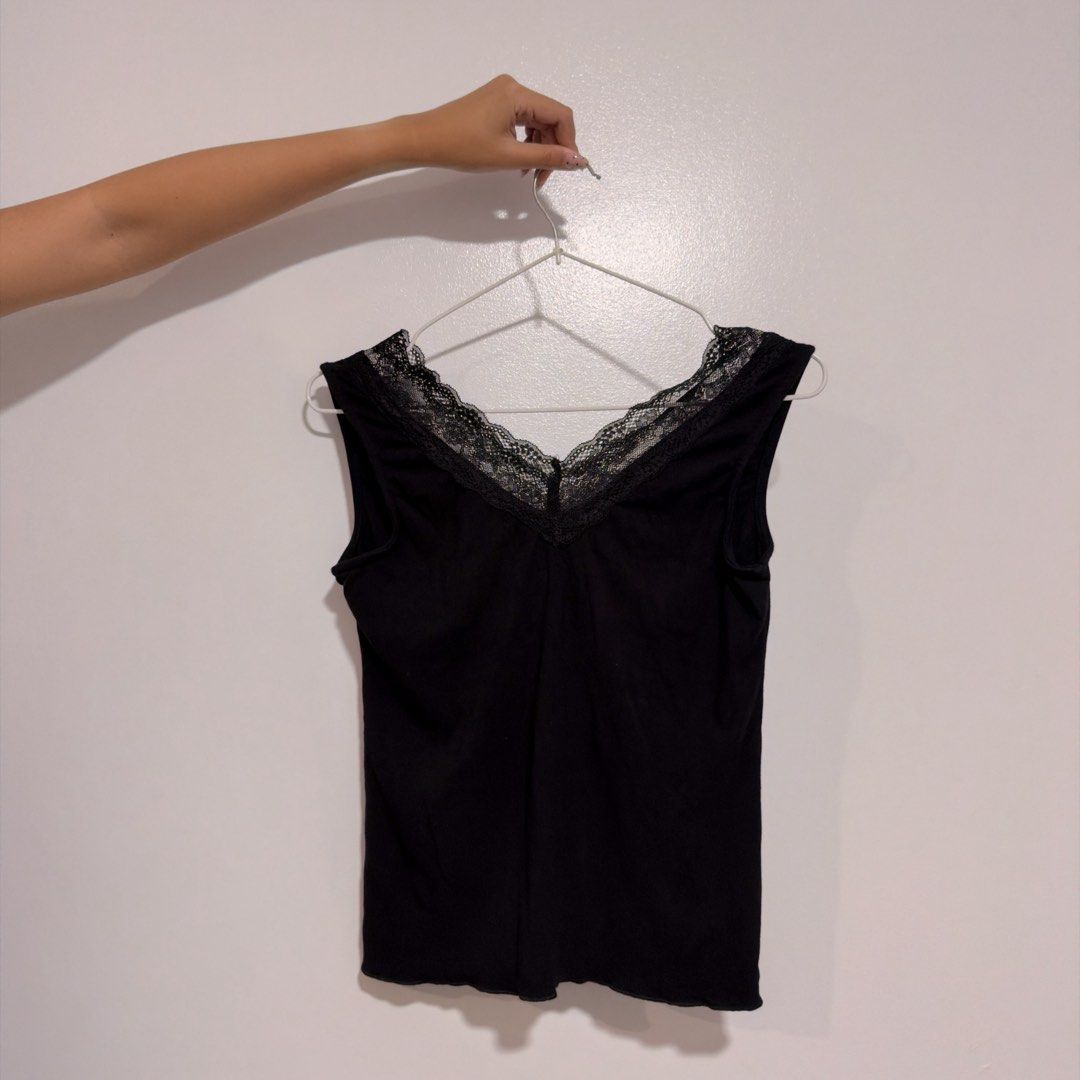 black lace detailed top (Category: Sleeveless) located in Cebu City. Submitted by cuteoncue (Listing ID 1466152336, Image 3). Description: small-med (m on tag).