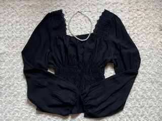 (Category: ) located in . Submitted by namislounge (Listing ID 1466044040, Image 1). Description: .