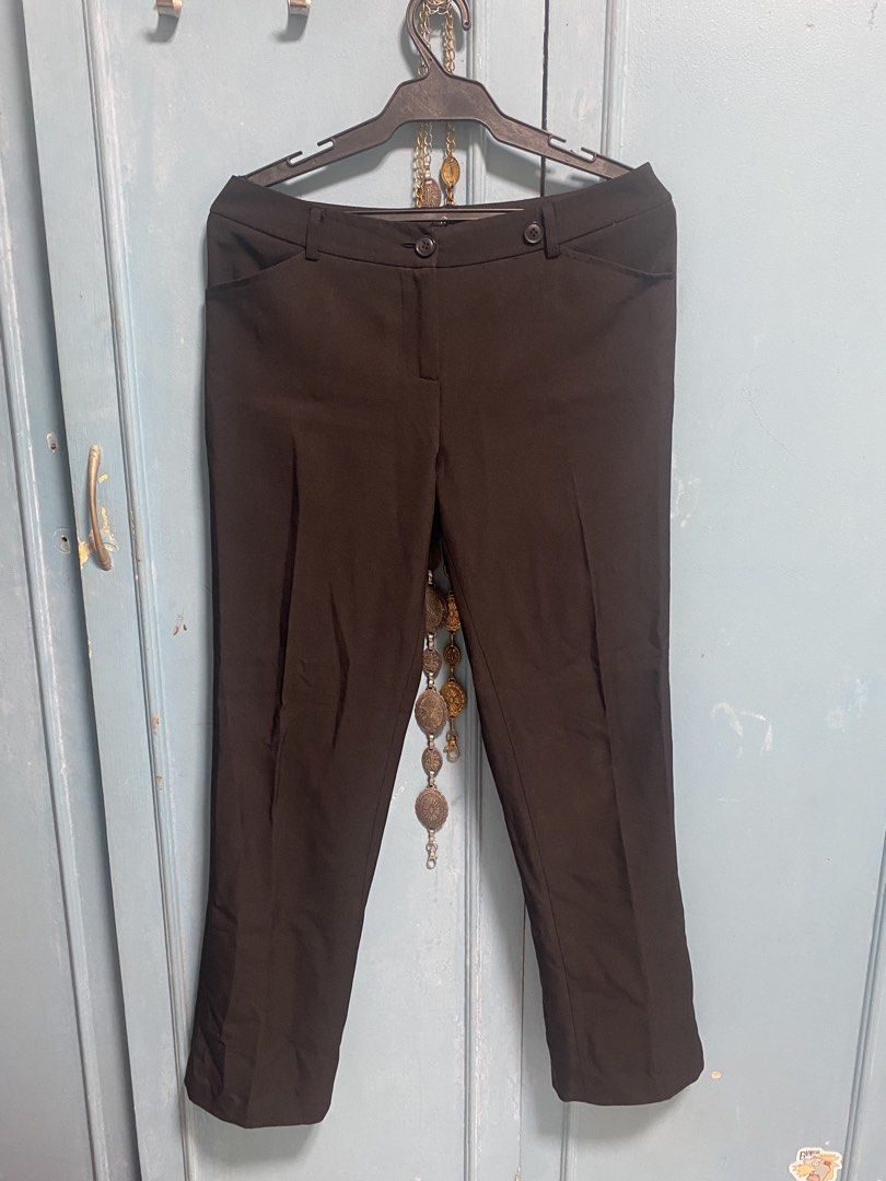 Black Straight Trousers (Category: Other Bottoms) located in Las Pinas. Submitted by ma.andrealopez37 (Listing ID 1466145599, Image 1). Description: - Durable, lightweight, and perfect for daily local use.