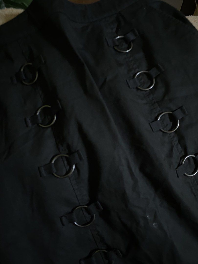 Black Tout A Coup Long Skirt (Category: Skirts) located in Siniloan. Submitted by klo.zettefinds (Listing ID 1465960401, Image 2). Description: - accent skirt - high quality fabric - best fits medium sized .