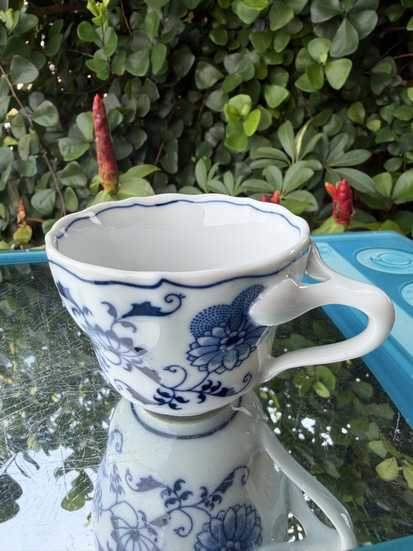 Blue Danube orphan cup (Category: Coffee & Tea Tableware) located in Davao. Submitted by parteawares2 (Listing ID 1466037565, Image 3). Description: One piece blue Danube orphan cup.