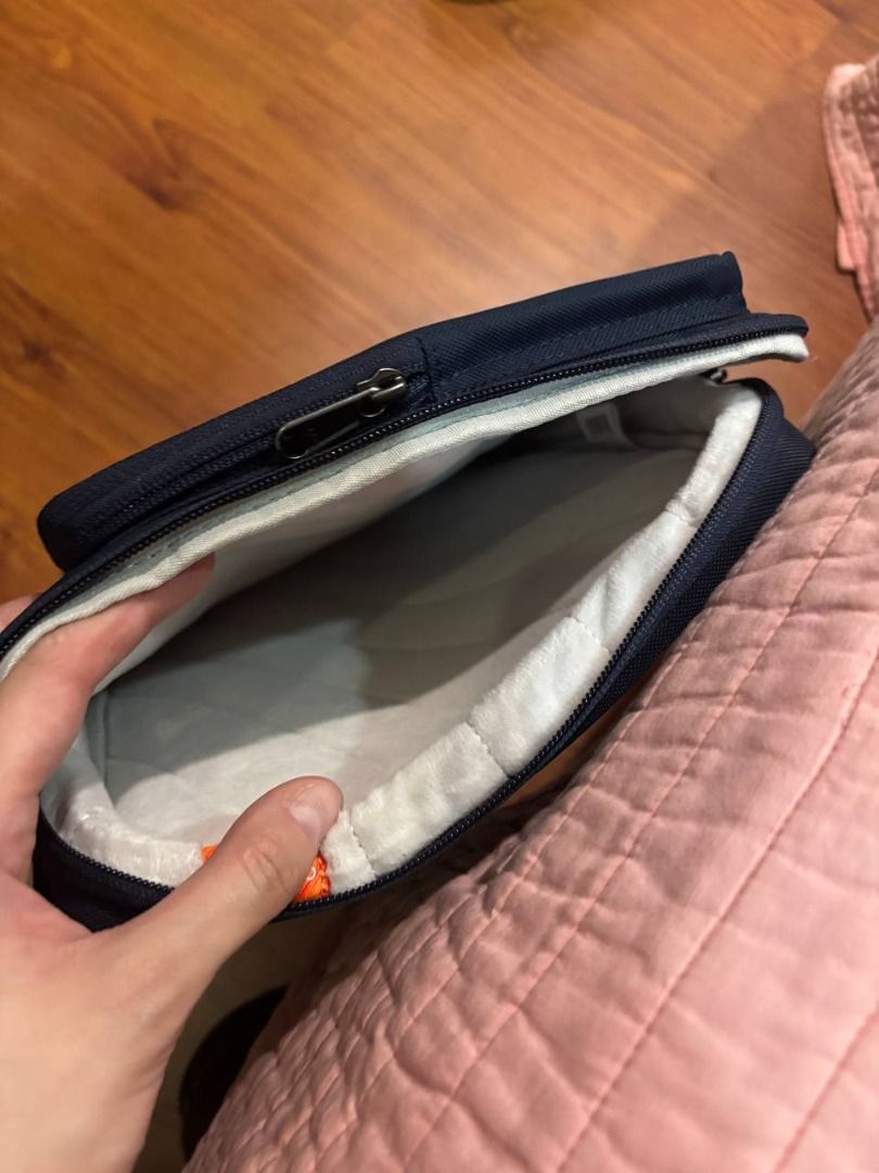 Blue Laptop Bag with Brown Leather Handle (Category: Laptop Bags & Sleeves) located in Caloocan City. Submitted by wildbird_086d1b (Listing ID 1466071981, Image 2). Description: Defender A42 Messenger Bag 14" - Navy Blue - Color: Navy blue fabric with contrasting tan brown leather handle - Slim and professional profile, ideal for daily commute or office use - Equipped with D-rings on the corners for attaching an optional shoulder strap - Smooth-w