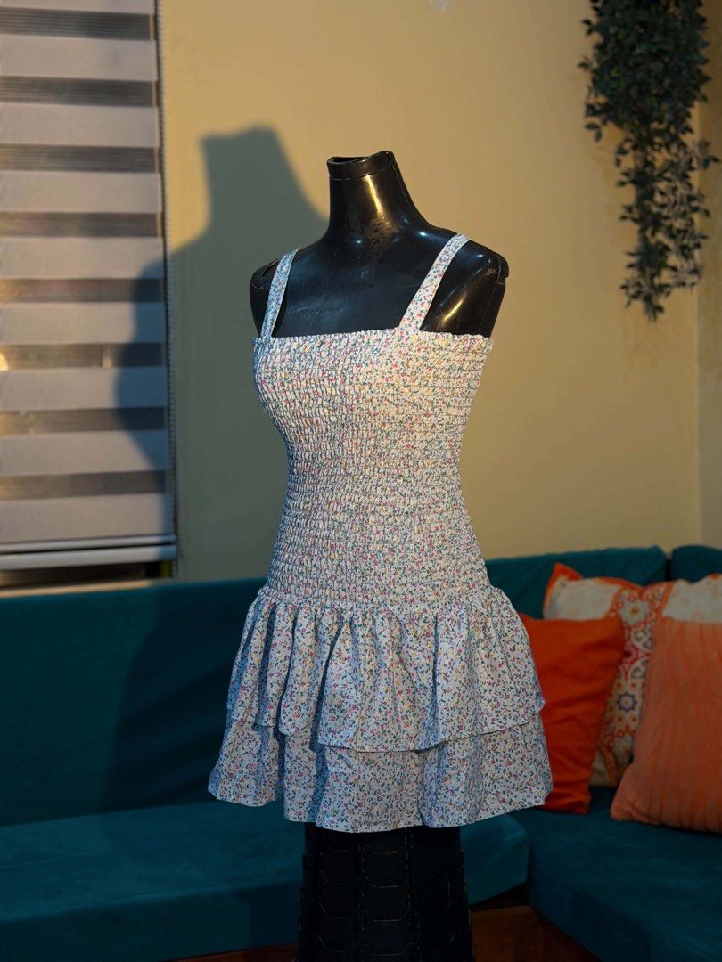 Blue Mini Dress (Category: Dresses) located in San Pablo. Submitted by akari_kin (Listing ID 1466151943, Image 1). Description: Smacking Dress.
