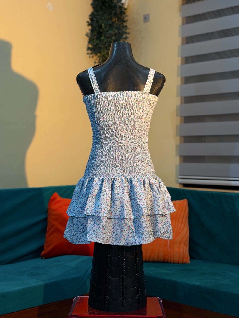 Blue Mini Dress (Category: Dresses) located in San Pablo. Submitted by akari_kin (Listing ID 1466151943, Image 2). Description: Smacking Dress.