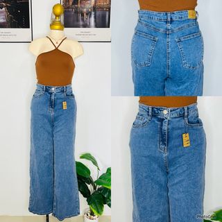 (Category: ) located in . Submitted by bengirlclothing (Listing ID 1466119119, Image 1). Description: .
