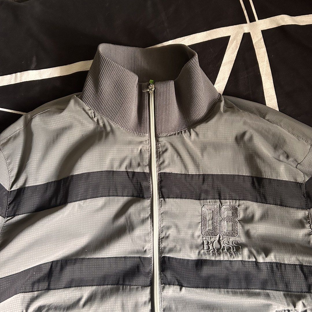 Boss Hugo - WindB (Category: Coats, Jackets and Outerwear) located in Calauan. Submitted by hajudethrift (Listing ID 1465980856, Image 3). Description: All details posted - kindly check each photo. This item is excellent condition. Large on tag..