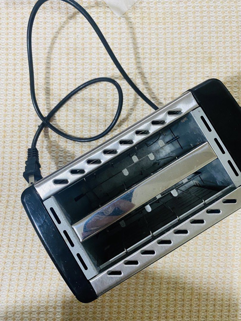 Bread Toaster (Kyowa) (Category: Ovens & Toasters) located in Antipolo. Submitted by prelovedByYsabelle (Listing ID 1465981953, Image 2). Description: Used only twice and has been stored ever since. Honestly forgot I even had one! 😅 No more box, but I tested it again recently and it’s still working perfectly. ✔️ Used twice ✔️ Tested and working ✔️ No box ✔️ Good condition Selling for ₱300 PM if interested.
