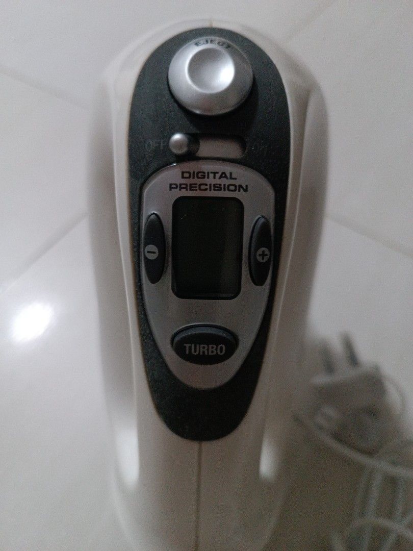 Digital Hand Model Breville BHM100 Digital Precision Hand Mixer, 家庭電器, 廚房電器, 打蛋器及廚師機 ...