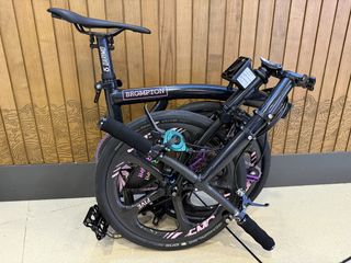 （分類：）位於 。 由 hendry1606 提交（商品編號 1466031913，圖片 1）。簡介： 。