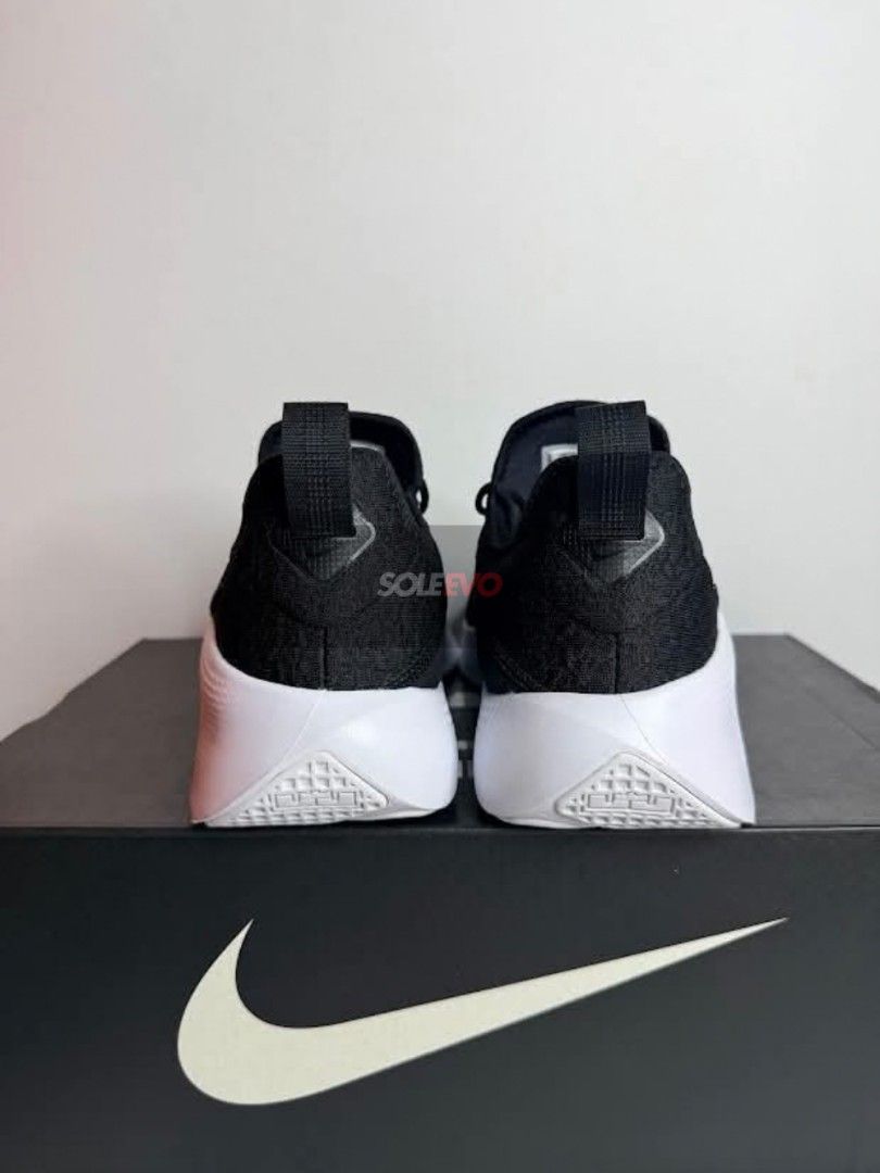 Bron TR 1 "Black White" (Category: Sneakers) located in Pasig City. Submitted by soleevo (Listing ID 1466064506, Image 3). Description: Bron TR1 "Black White" - Brandnew -Size: 9.5 US mens/ 11 womens - Php 3,250 - with box “Can send additional pictures.” Payment first policy. Location: Pasig City Facebook: Sole Evo Instagram: @sole.evo Disclaimer: We are not associated, affiliated with any brands that is posted. All intellectual property and trad