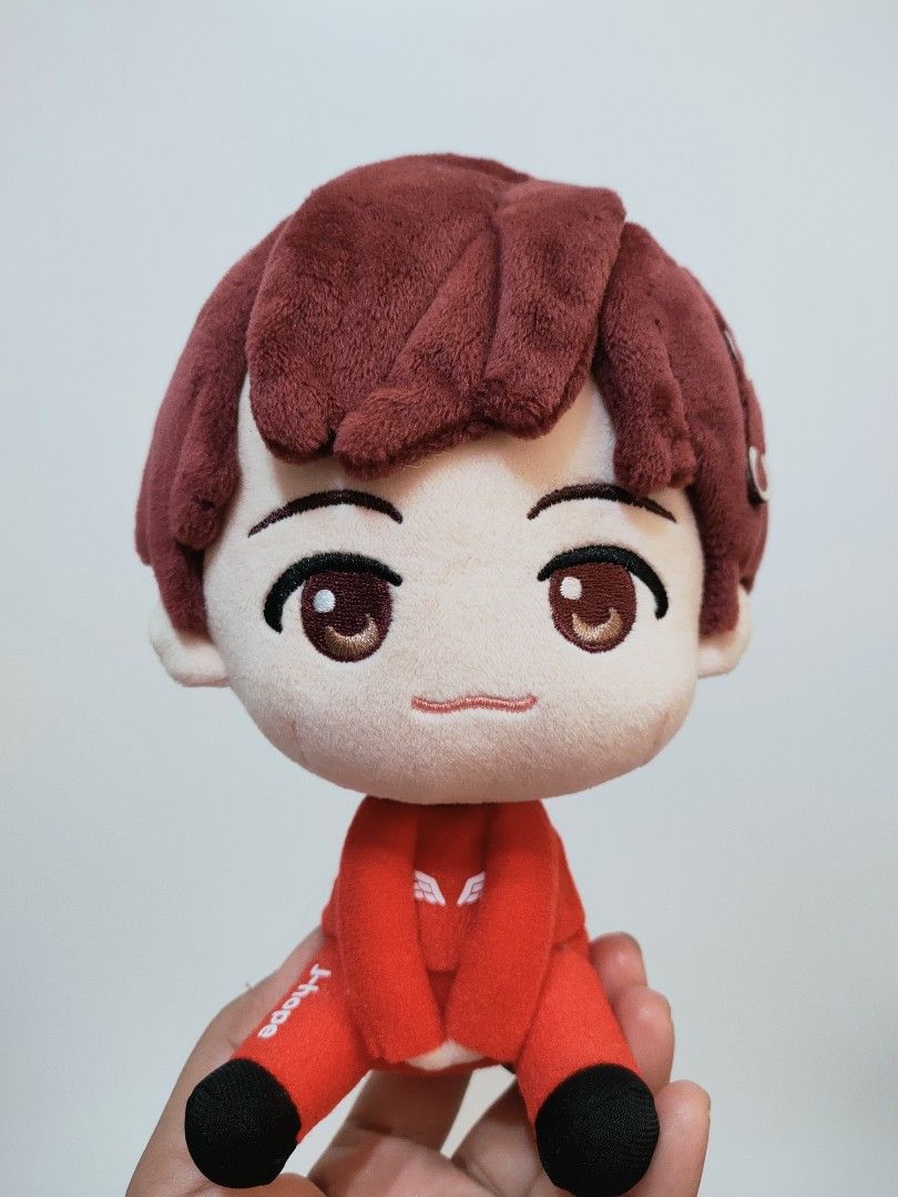 BTS TinyTan Jhope Mic Drop Version Ichiban Kuji Small Sitting Plush (Category: Plushies & Soft Toys) located in Antipolo. Submitted by bhabiegraciefashionlab (Listing ID 1466097076, Image 1). Description: 💜✨BTS TinyTan Jhope Mic Drop Version Ichiban Kuji Small Sitting Plush ✨💜 🇯🇵Authentic From Japan 📸Actual Photos posted, what you see is what you'll get 😍Perfect for BTS Fans/Armys /Tinytan Collectors or for gifting 🔖Like New 💸MOP 👉🏻Gcas