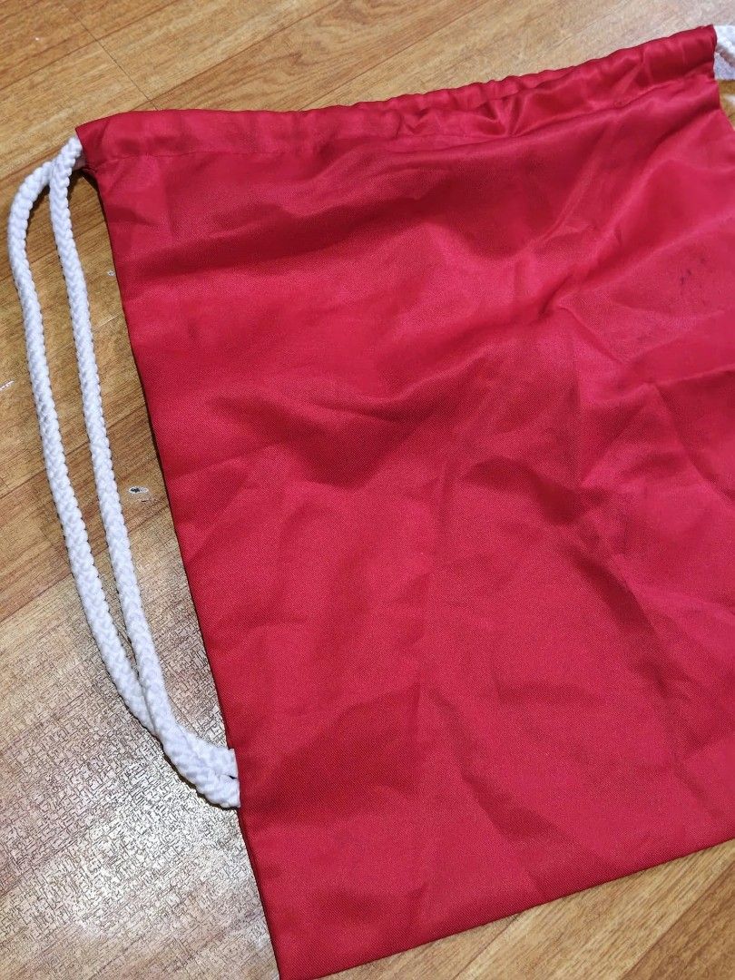 BUDWEISER STRING BAG (Category: Backpacks) located in Muntinlupa City. Submitted by nofame12 (Listing ID 1466024842, Image 3). Description: PLEASE CHECK THE DETAILS OF THE ITEM ON FIRST PHOTO. LOCATION - SUCAT MUNTINLUPA CITY.