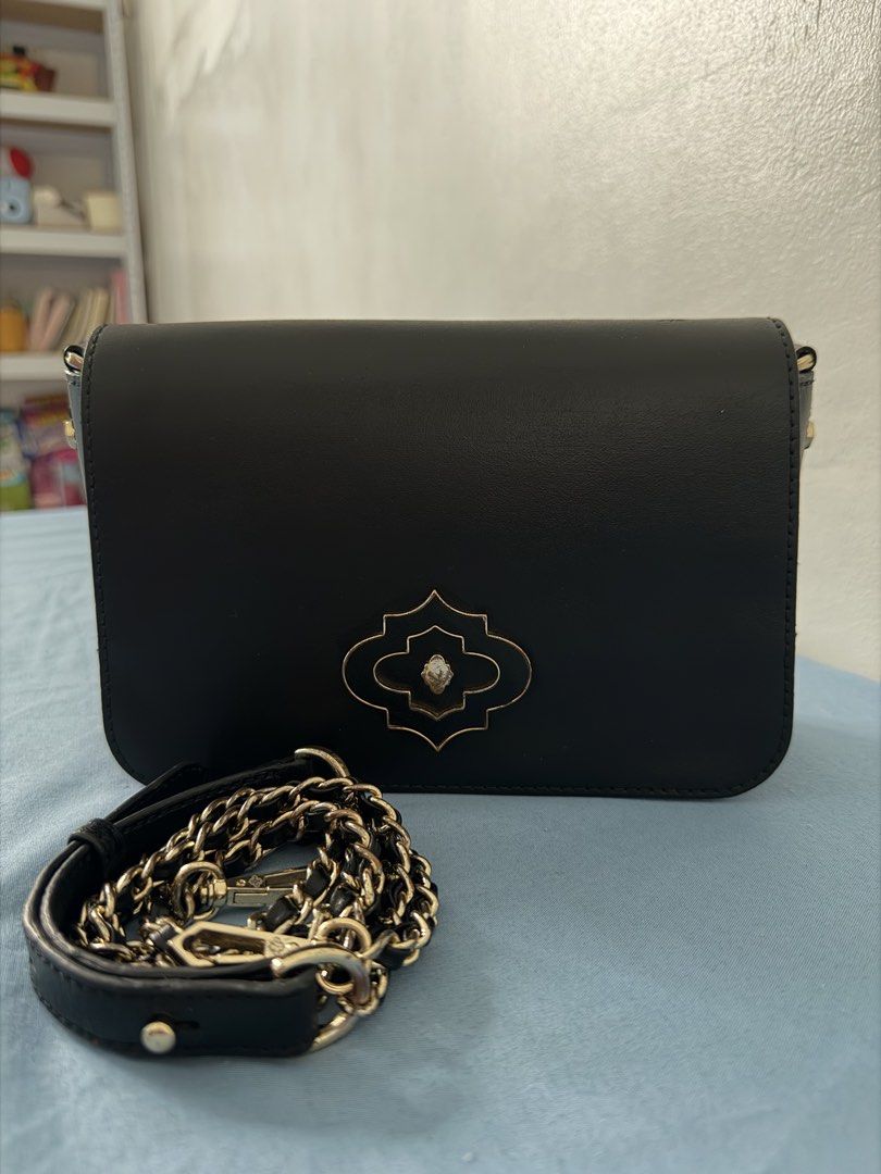BUNDLE (Category: Cross-body Bags) located in Manila. Submitted by meldydsant58389 (Listing ID 1466001878, Image 3). Description: BUNDLE BAGS • J.Estina •Oryany •Georges Rech.