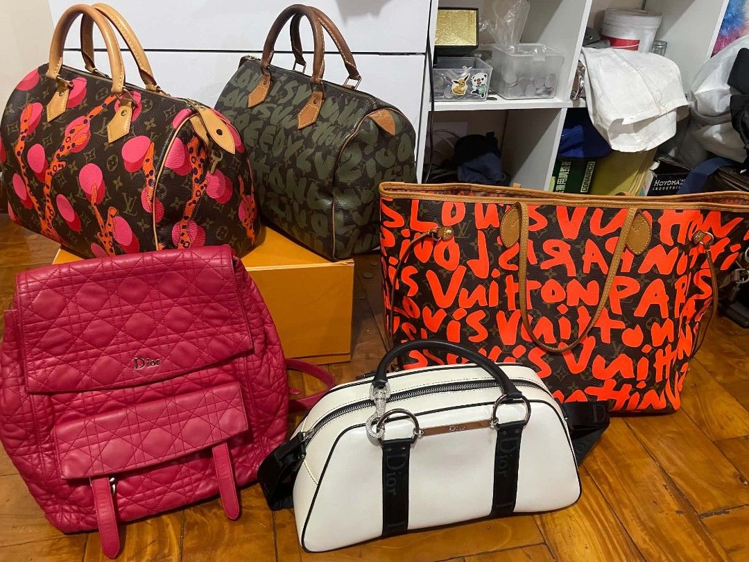 Bundle (all guaranteed auth) (Category: Luxury Bags & Wallets) located in Baguio. Submitted by smallthingzz_matter (Listing ID 1465981125, Image 1). Description: bundle dm for details 3 lv 2 dior.