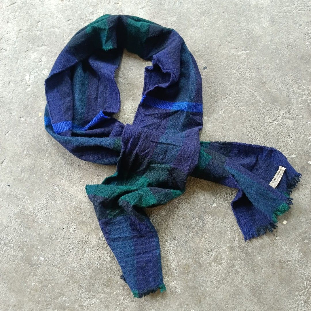 Burberry - Plaid Scarf (Category: Scarves) located in Bacolod City. Submitted by drop.ph (Listing ID 1466014364, Image 2). Description: Burberry - Scarf Authentic *Measurements in inches 11-W, 67-L *Excellent cloth *Small hole *Price: 1,000php *Add SF if outside Bacolod City .
