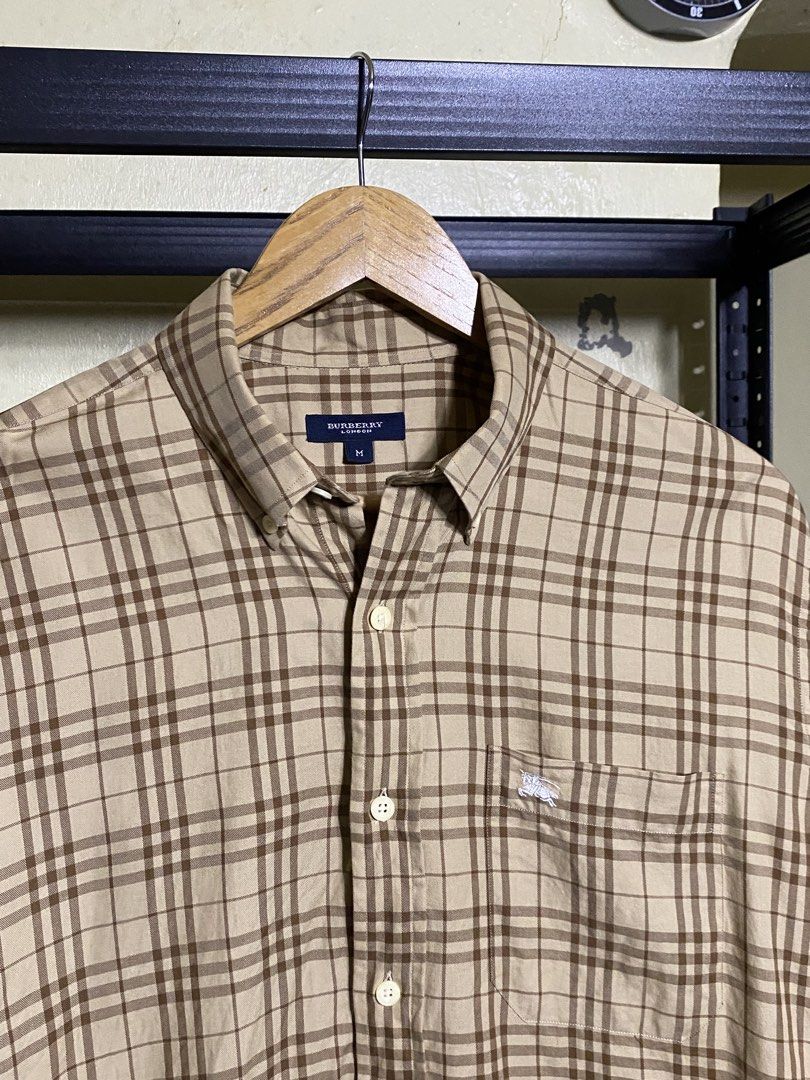 Burberry Long Sleeve Brown/Beige (Category: Formal Shirts) located in San Jose. Submitted by shady.archives (Listing ID 1466096225, Image 2). Description: Best Fit Large 22.5 x 30.