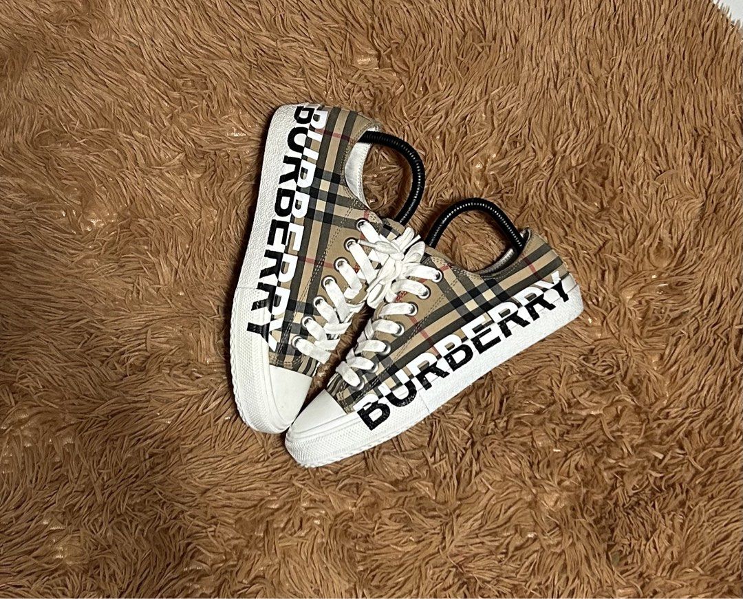 Burberry Sneakers (Category: Sneakers & Footwear) located in Iloilo. Submitted by thrift-to-thrift-ukay (Listing ID 1466080610, Image 2). Description: Burberry sneakers Size 37 23cm Legit Excellent condition.