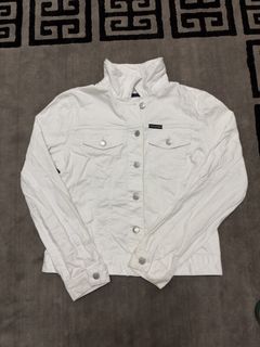 (Category: ) located in . Submitted by houseofgrailed (Listing ID 1466124529, Image 1). Description: .