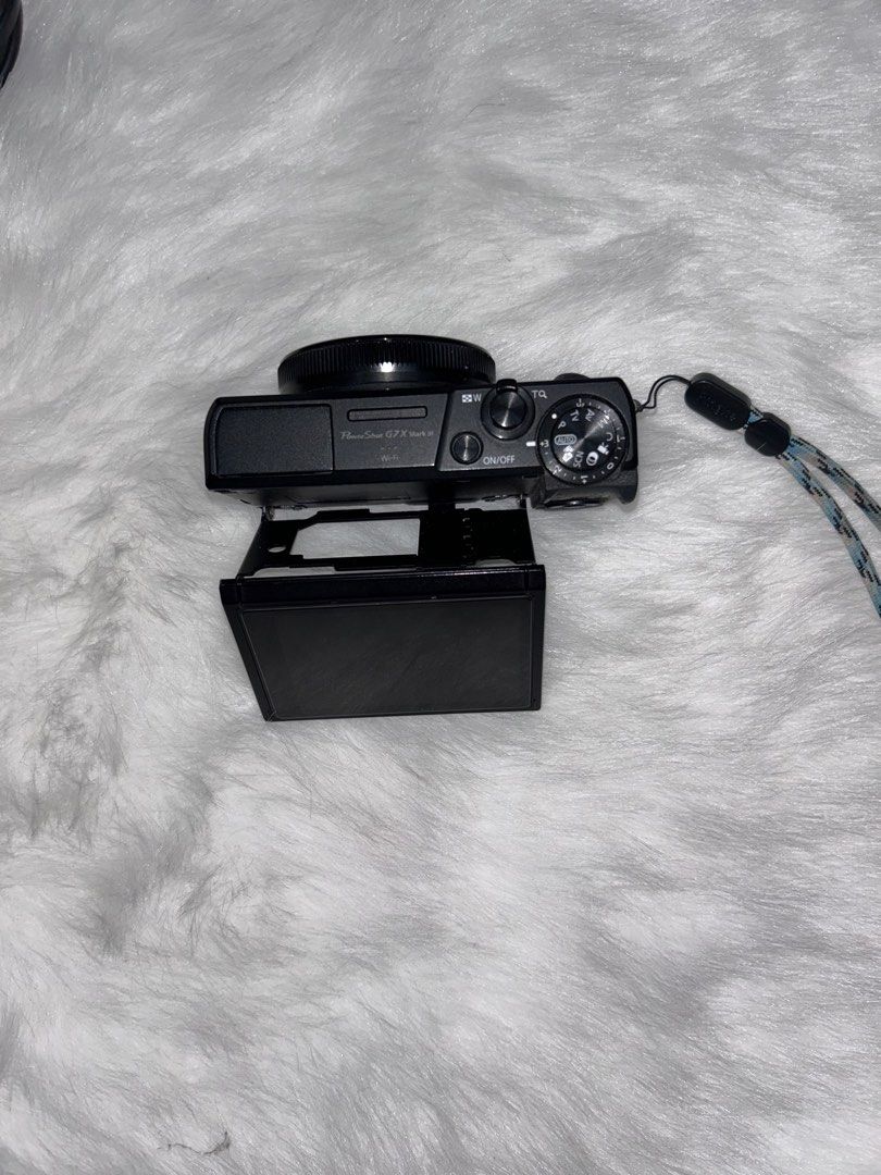 Canon PowerShot G7 X Mark III (Category: Cameras) located in Manila. Submitted by jaiyieee_30 (Listing ID 1465968905, Image 3). Description: ✨ Very good condition — lightly used! Selling my Canon G7X Mark III, well-maintained and only lightly used. Perfect for vlogging, content creation, travel, and everyday photography. 🤍 Inclusions: • Canon G7 X Mark III • 2 batteries • 1 charger • 1 camera strap • ❌ No original box Bought: January 2025 Condit