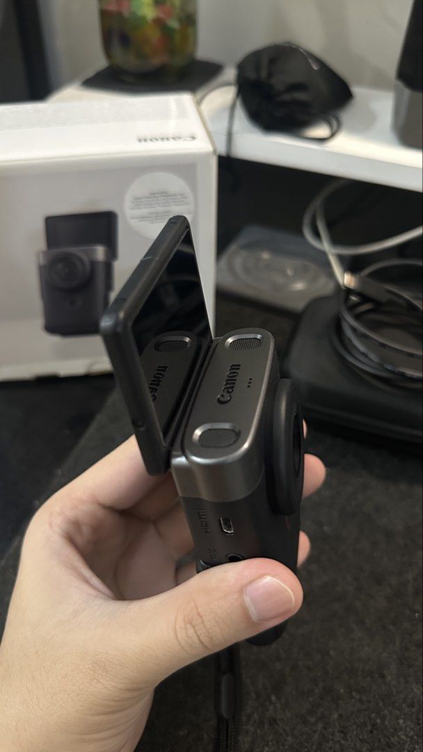 Canon PowerShot V10 Vlogging Camera (Category: Cameras) located in Quezon City. Submitted by jang08 (Listing ID 1466151834, Image 3). Description: Almost bnew camera just bought it last May 2026 Price nego if meetup is within the area Inclusions: • Canon PowerShot V10 Unit • Original Box • Camera Bag • Hand Strap • Sandisk 32gb Memory Card • Tempered screen since day 1 Body condition: • 20.9MP CMOS Sensor • 4K UHD Video Recording • 19mm Wide-Angl
