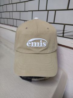 (Category: ) located in . Submitted by ek_thriftstore90 (Listing ID 1466138232, Image 1). Description: .