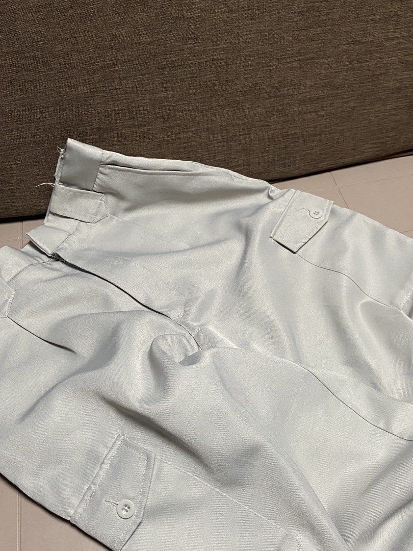 Cargo Pants (Category: Other Bottoms) located in Siniloan. Submitted by klo.zettefinds (Listing ID 1465960009, Image 3). Description: - thick cargo pants - fits best on sizes 27-28 - flatteringgg when worn .