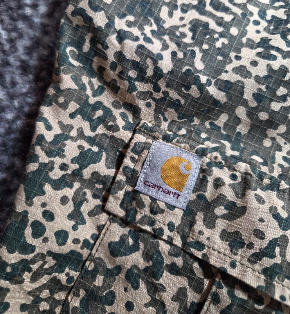 CARHARTT Avaition SHORT (Category: Activewear) located in Cebu City. Submitted by VeraLaizza (Listing ID 1466046611, Image 3). Description: CARHARTT Aviation SHORT Size:34 to 36 Fits Excellent condition 📩 Thank you..