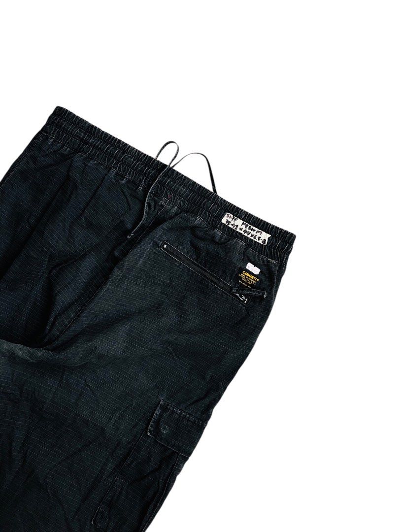 Carhartt Wip Cargo Jogger Pants (Category: Joggers) located in Angeles City. Submitted by wwdrip (Listing ID 1466015621, Image 3). Description: CARHARTT WIPP CARGO JOGGER PANTS♻️ waist : 36-40 length : 43 leg open : 6.5-8 color rate : 9.5/10 | excellent issue : no issue | check details ₱850.