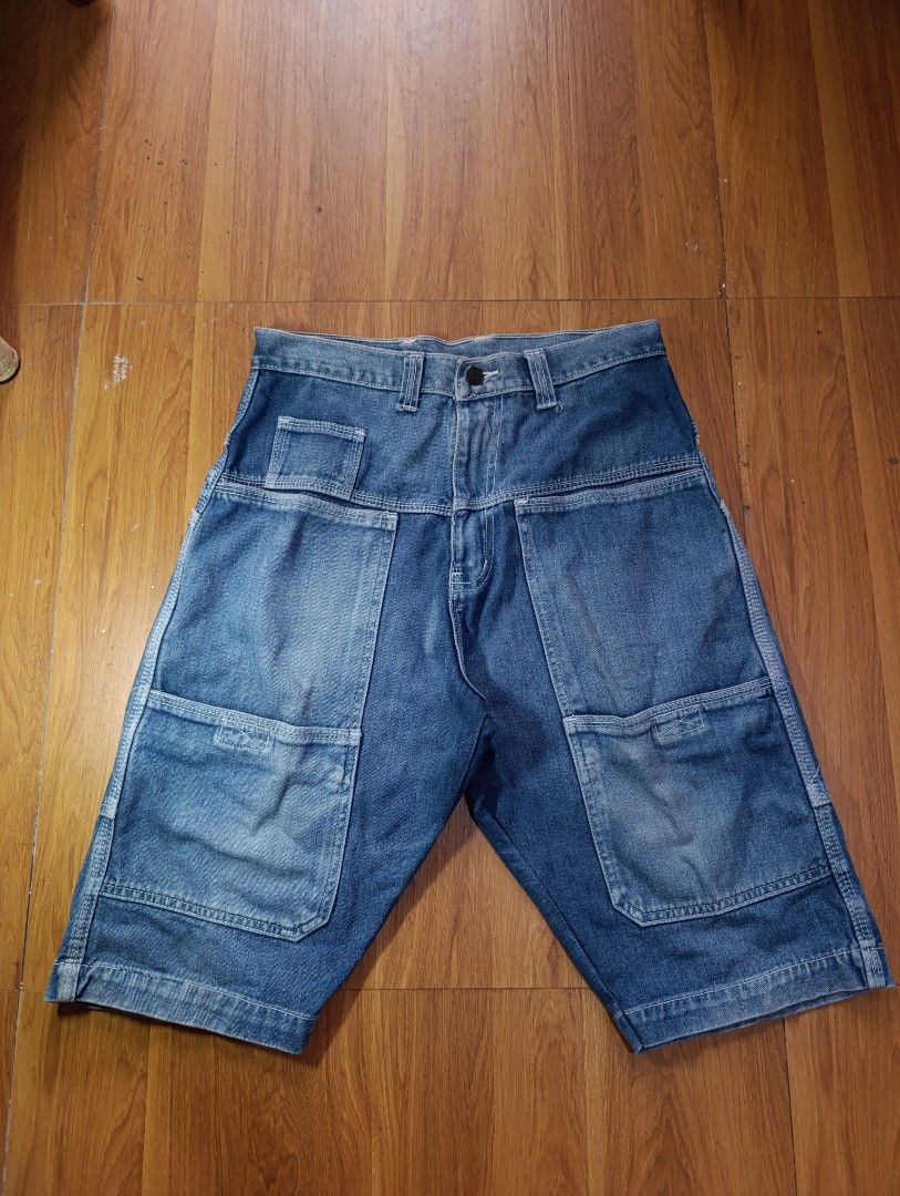Carpenter Jeans Jorts 8 Pockets (Category: Shorts) located in Bulacan. Submitted by koritoo (Listing ID 1465957021, Image 1). Description: Carpenter Jeans Jorts 8 Pockets Good as new no issue Size M Dimensions: 30 Width 23 Length 8 Hem Color rate: 10/10.
