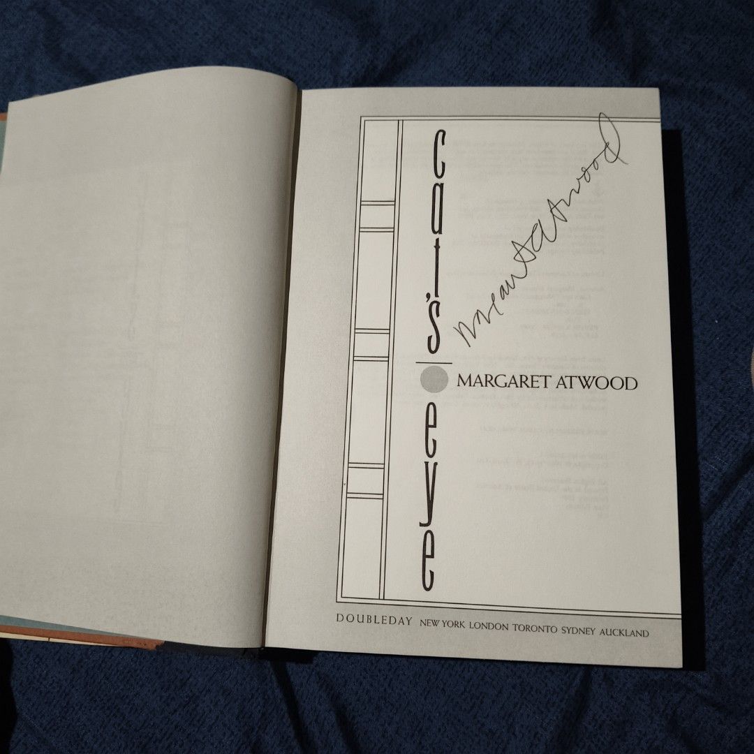 Cat's Eye SIGNED by Margaret Atwood (Category: Storybooks) located in Villasis. Submitted by rajjinni (Listing ID 1465982221, Image 3). Description: .