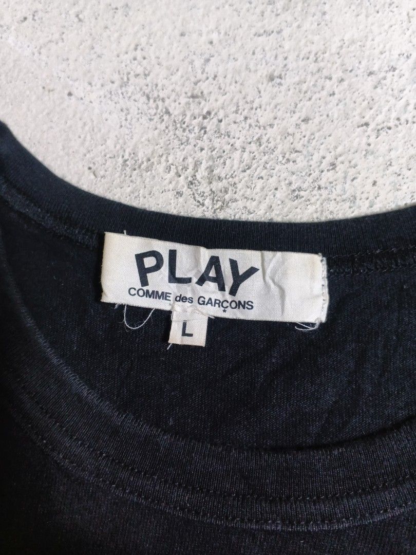 CDG play double heart (Category: Shirts) located in Daraga. Submitted by trippythrifter (Listing ID 1465977806, Image 3). Description: as new.