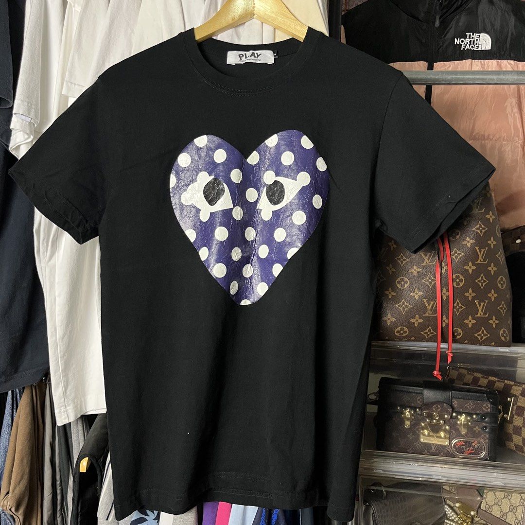 CDG PLAY HEART PURPLE GRAPHIC DESIGN TSHIRT (Category: Luxury Apparel) located in Daet. Submitted by wearthriftingcloth. (Listing ID 1466091825, Image 1). Description: 👕CDG PLAY Size: S-M Measurement: W18xL28 Issue(s):NO WASH TAG Condition: 9.5/10 Color rate: 9.5/10 ➡️Swipe- to see more detail pic 📌Color may Vary Due to Lighting‼️ 📌Please be responsible buyer Bogus/Flaker will be posted‼️ 📌All ltems Need Wash‼️ 📌1 Day Reservation only‼️.