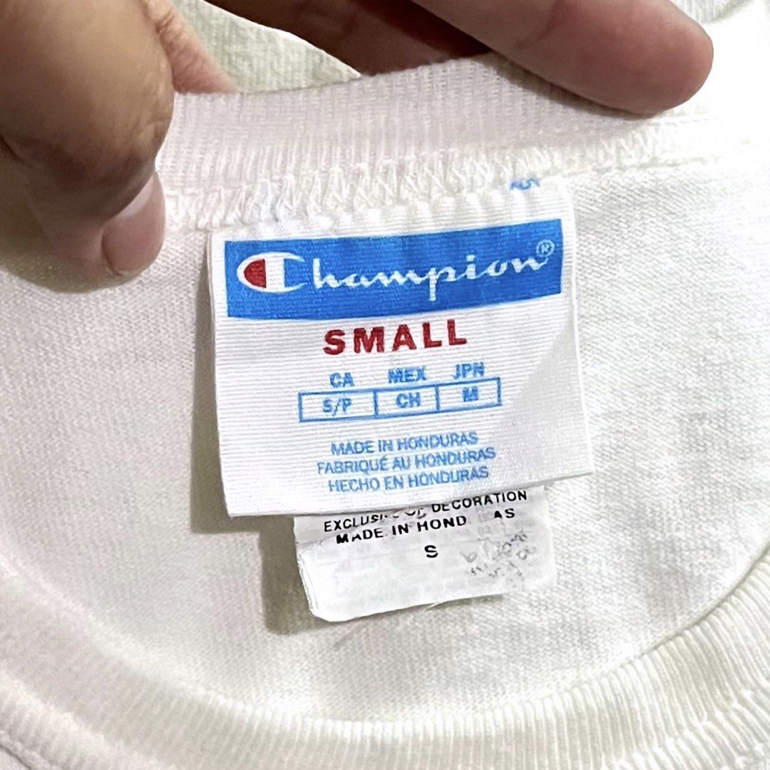 CHAMPION (Category: Tshirts & Polo Shirts ) located in Manila. Submitted by rosejulieeen (Listing ID 1466138274, Image 3). Description: 🎱CHAMPION •Size: Small / 13-15yrs old •Dimes: W18 - L27 •No issue - In good using condition 📍Location: Baesa, Quezon City ⚠️ 𝐏𝐥𝐞𝐚𝐬𝐞 𝐝𝐨 𝐧𝐨𝐭 𝐨𝐫𝐝𝐞𝐫 𝐢𝐟 𝐲𝐨𝐮 𝐜𝐚𝐧𝐧𝐨𝐭 𝐩𝐚𝐲 𝐨𝐧 𝐭𝐢𝐦𝐞 ⚠️ 𝐏𝐚𝐲𝐦𝐞𝐧𝐭 𝟏𝐬𝐭. 𝐍𝐎 𝐂𝐎𝐃.