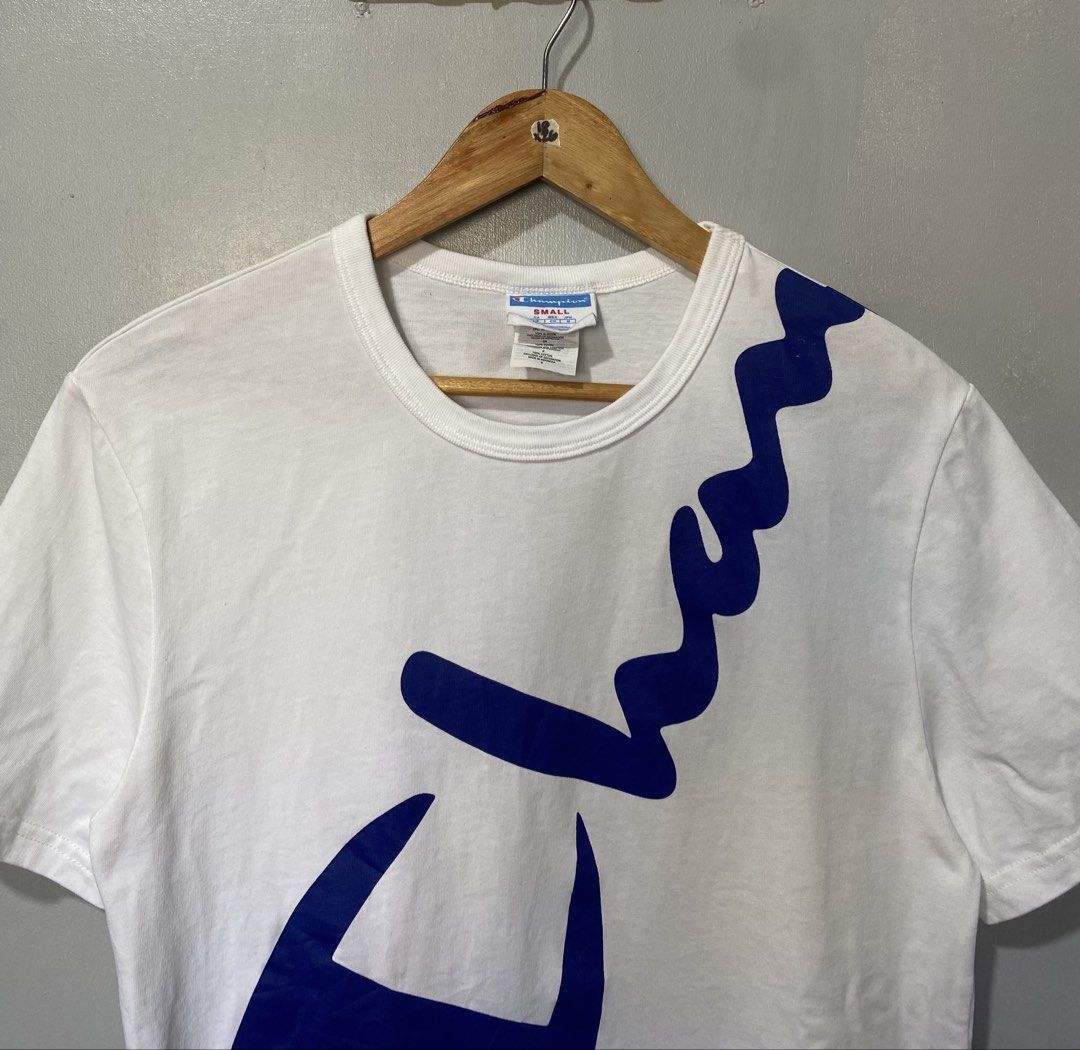 CHAMPION HERITAGE (Category: Tshirts & Polo Shirts ) located in Quezon City. Submitted by fast_break (Listing ID 1466103321, Image 3). Description: COLOR: WHITE SIZE: S ON TAG DIMES: W18 x 26L📏 COLOR RATE:9.8/10 EXCELLENT CONDITION AS NEW ✅ NO ISSUE LOC:NOVA QC📍 DM TO PURCHASE 💌.
