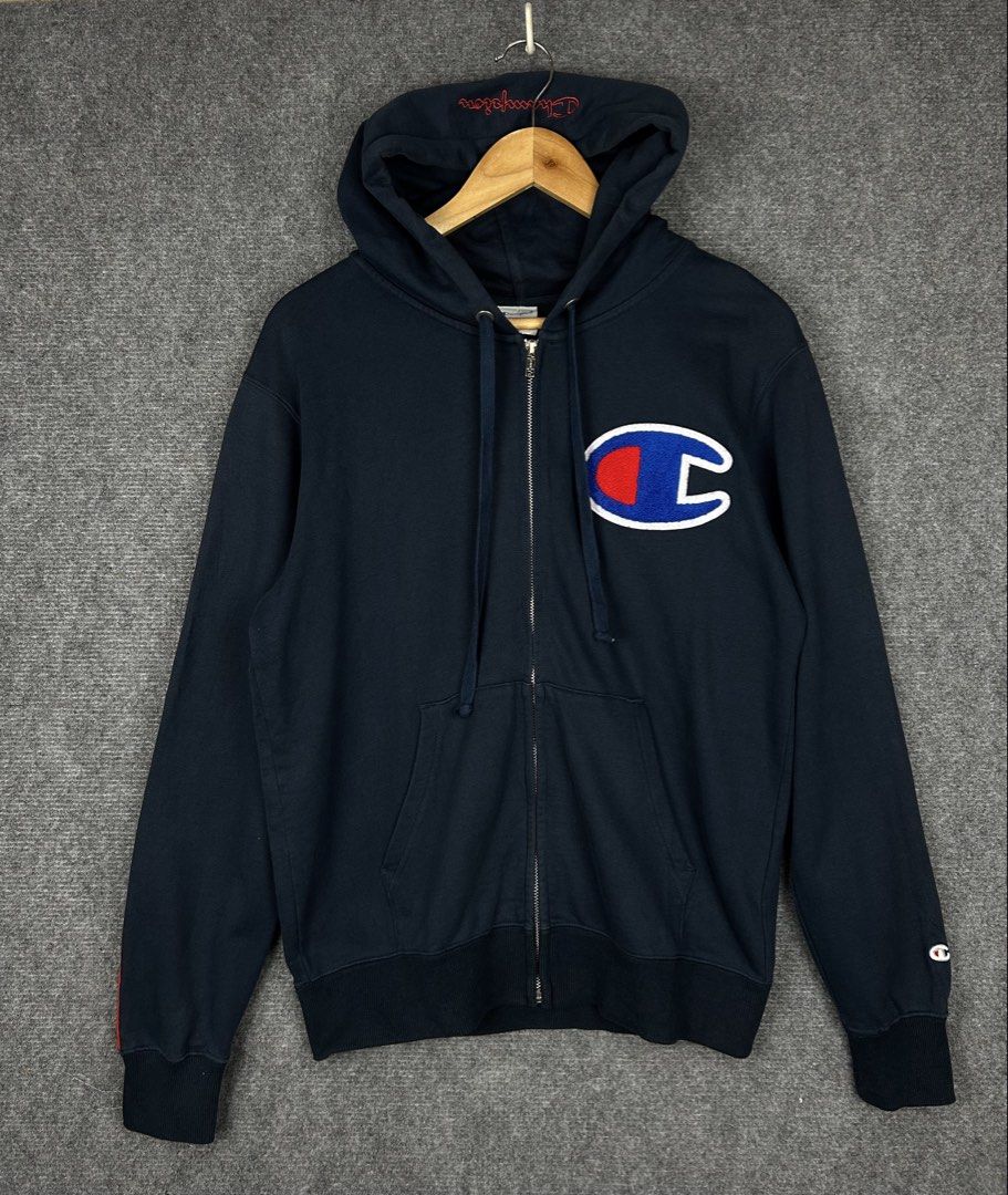 Champion X Evisu full-zip hoodie (Category: Hoodies) located in Cebu City. Submitted by tanlawr07 (Listing ID 1466123953, Image 1). Description: Size Medium 21W 27L Good as new No issue 1880 only 📍Cebu City Location .