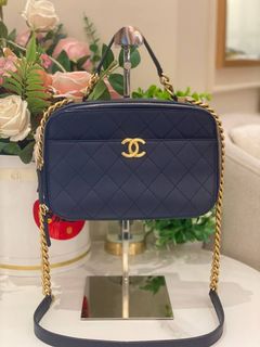 (Category: ) located in . Submitted by luxshare_preloved_ (Listing ID 1466065778, Image 1). Description: .