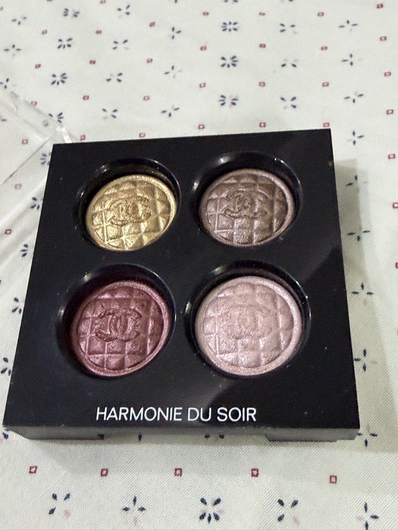 CHANEL Eyeshadow Harmoine Du Soir (Category: Makeup) located in Davao. Submitted by gr8stmom_melissa (Listing ID 1465975084, Image 2). Description: Authentic tester as seen in Dior stores..