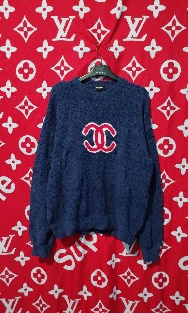 Chanel knitted (Category: Activewear) located in Manila. Submitted by real_rnt01 (Listing ID 1466055419, Image 1). Description: CHANEL KNITTED EXCELLENT CONDITION DIMES 26/23 COLOR RATE 9.5/10 NO ISSUE ❌ LOC NOVALICHES QC AREA 📥📩📥.