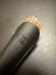 （分類：）位於 。 由 ferrariii.pawn 提交（商品編號 1466089726，圖片 1）。簡介： 。