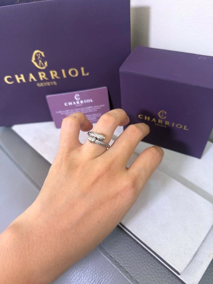 Charriol Celtic Ring (Category: Rings) located in Manila. Submitted by loleenars (Listing ID 1466093783, Image 1). Description: ONHAND PH Super sale🔥 5,500 free sf Medium Complete inclusion Authentic 💯.