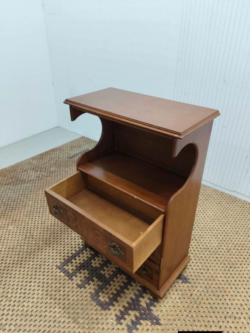Chest drawer with display shelf (Category: Shelves, Cabinets & Racks) located in Meycauayan. Submitted by marygracecasimiro (Listing ID 1465960374, Image 3). Description: Vintage Wooden 3-Drawer Chest with Open Display Shelf Price: 7,200 L23 x W12 x H35.5 In good condition💚/🩷.