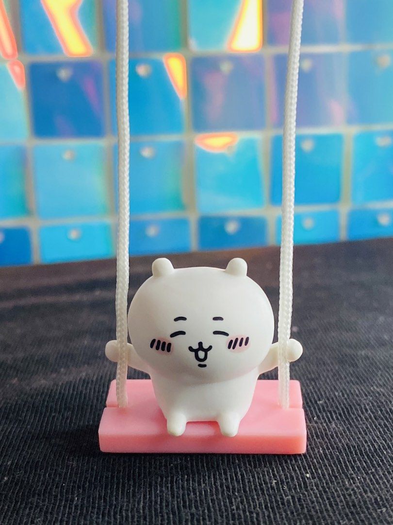 Chiikawa Swing Figure (Category: Character Goods) located in Manila. Submitted by kawaii_omocha_est2020 (Listing ID 1465998838, Image 1). Description: .
