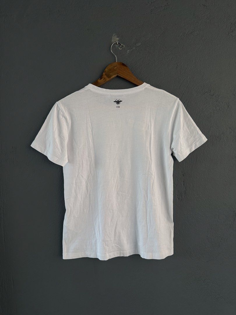 Christian Dior - Floral Print tee (Category: Blouses) located in Pasig City. Submitted by worn2wice (Listing ID 1466003615, Image 2). Description: Size Large but fits Medium Measurements (in) Width 18.5 Length 23 Sleeve Length 7 Excellent condition Issue: No copyright infringement intended. This post is for resale purposes only. All trademarks, logos, and brand names belong to their respective owners..