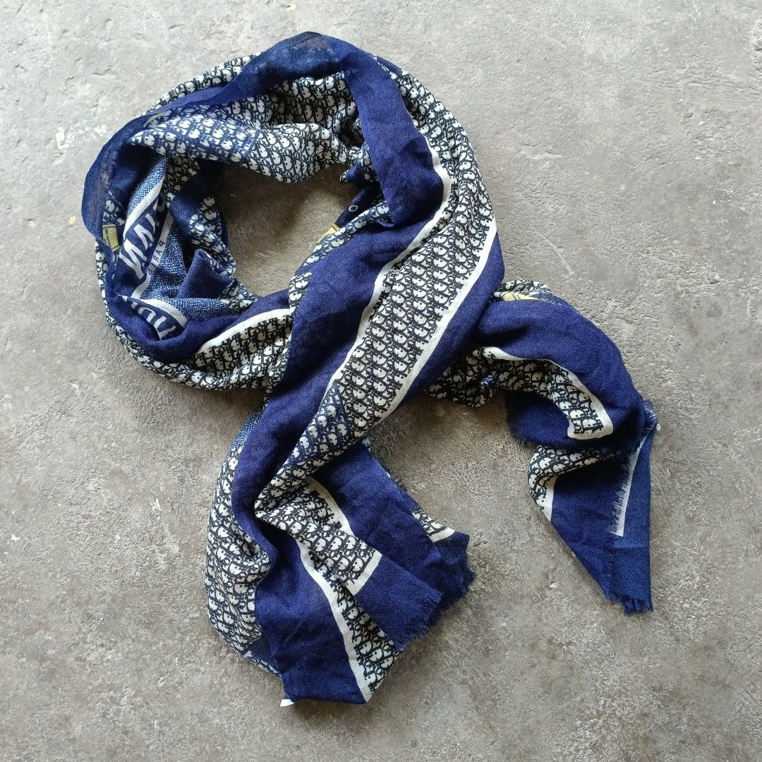 Christian Dior - Monogram Scarf (Category: Scarves) located in Bacolod City. Submitted by drop.ph (Listing ID 1466013484, Image 2). Description: Christian Dior - Scarf *Measurements in inches 39.5-W, 74-L *Excellent *No Flaws *Price: 1,000php *Add SF if outside Bacolod City .