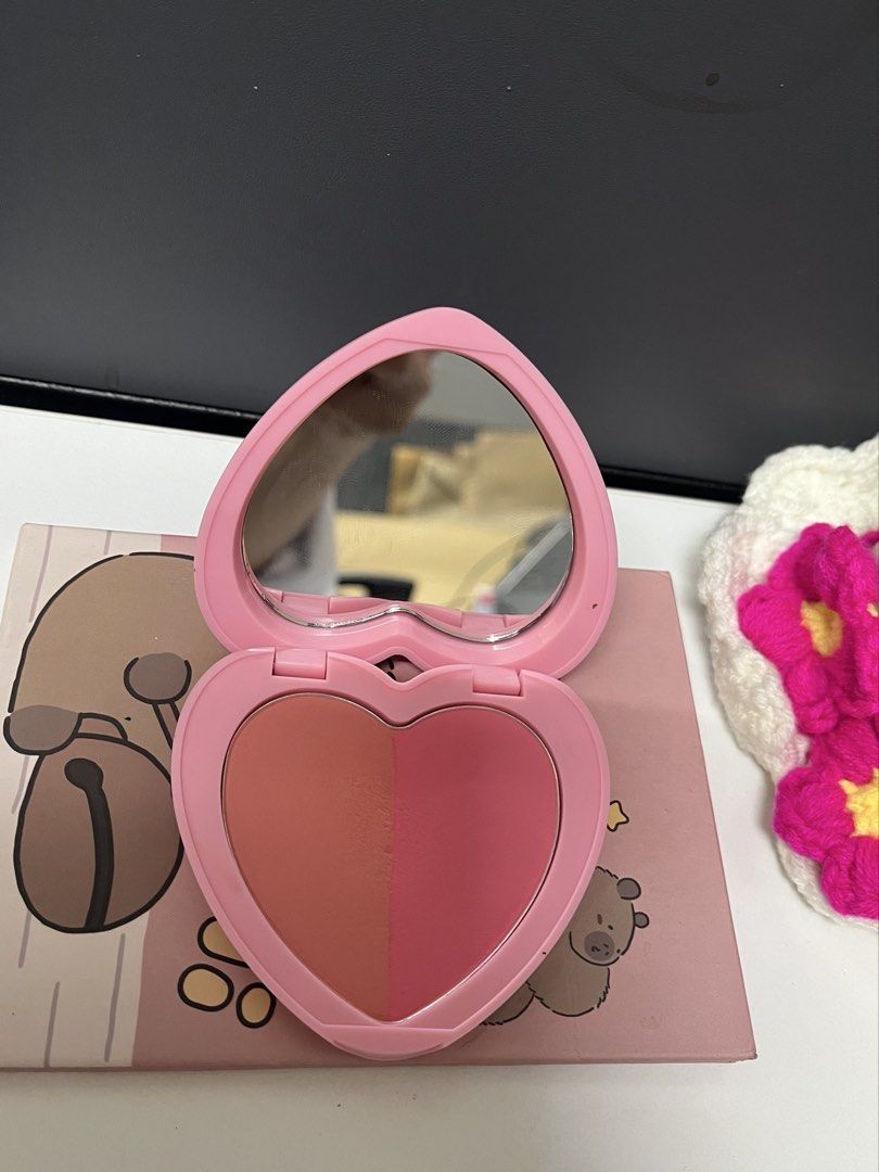 Chuchu Heart Blush Dup (Category: Makeup) located in Paranaque City. Submitted by jan219 (Listing ID 1466054096, Image 2). Description: Selling this chuchu blush 💗 Rfs: not my shade.