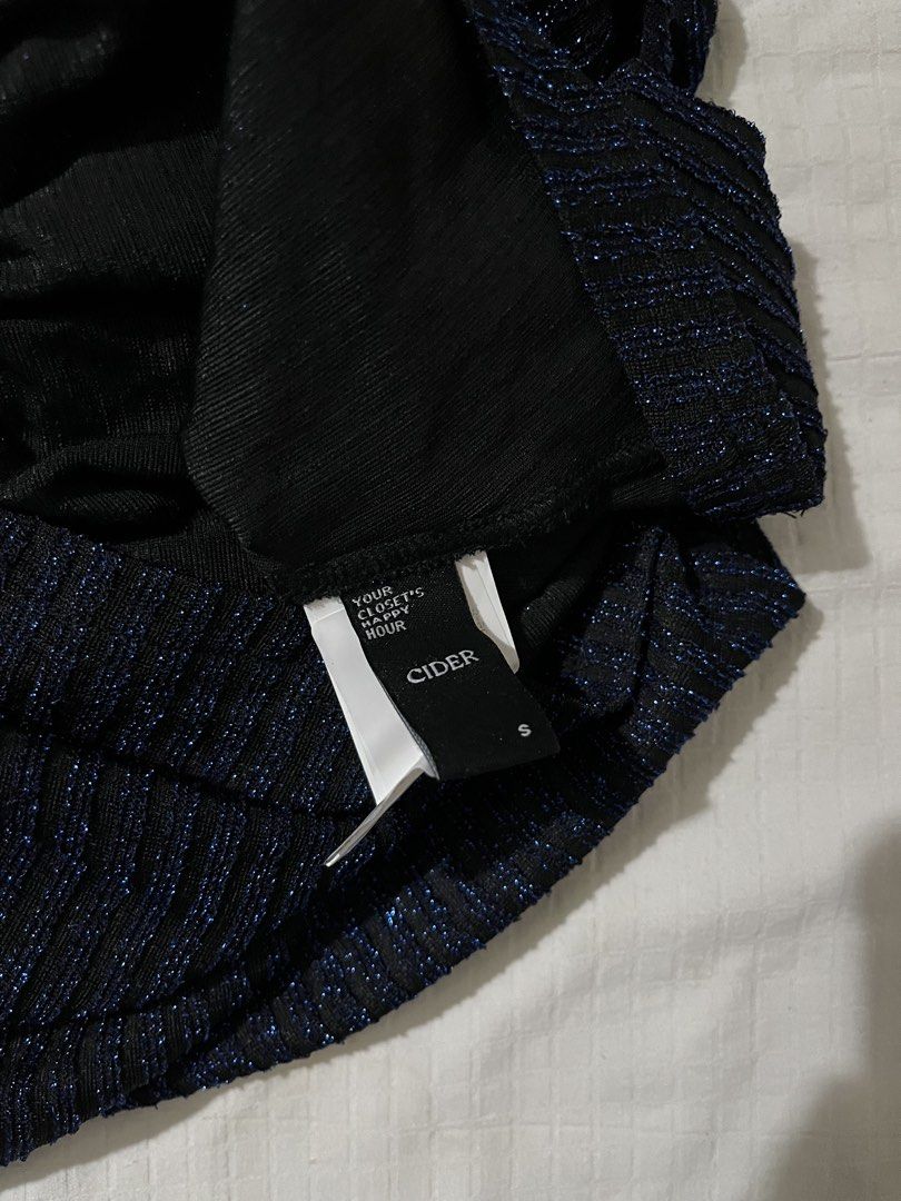 Cider Blue Glitter One-Shoulder Dress Size S (Category: Dresses) located in Quezon City. Submitted by earthtodior (Listing ID 1466036738, Image 3). Description: - Brand/Style: Cider blue glitter one-shoulder dress - Size: Small - Features: Long single sleeve, ruched side details, and stretchy fabric with subtle all-over sparkle - Occasion: Ideal for parties and nights out.