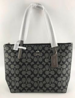(Category: ) located in . Submitted by pinkykeenshop (Listing ID 1466085456, Image 1). Description: .