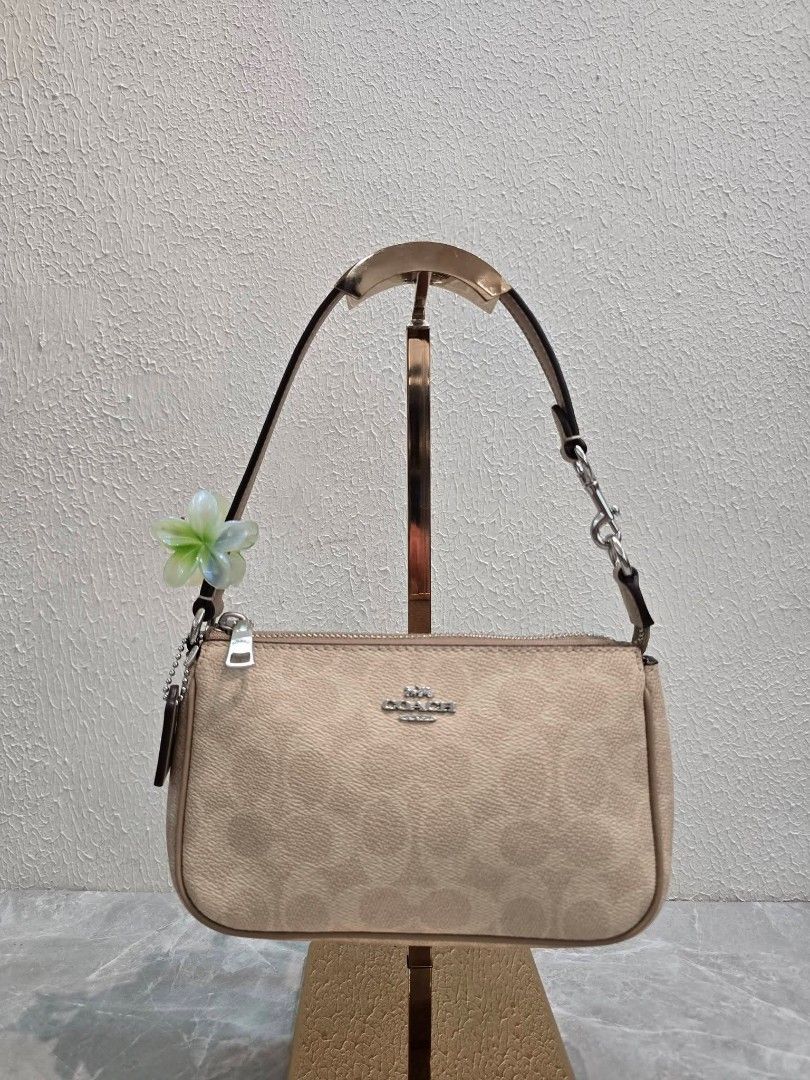 Coach Kili Bag/Shoulder Bag (Category: Shoulder Bags) located in Manila. Submitted by ej.collections (Listing ID 1466041933, Image 1). Description: ✅ NEGOTIABLE PRICE 📩 DM FOR INQUIRES / SEND AN OFFER 💯 GUARANTEED AUTHENTIC •SIZE: SMALL •CONDITION: LOOKS NEW ON HAND / READY TO SHIP 📍DAVAO CITY.