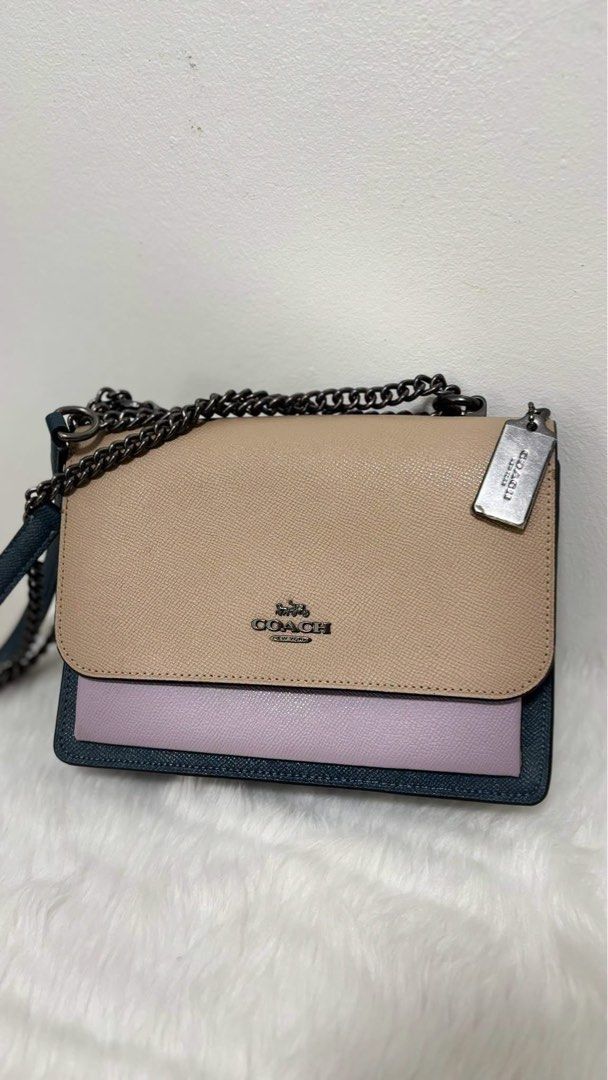 Coach Klare Crossbody (Category: Luxury Bags & Wallets) located in Rizal. Submitted by conielau (Listing ID 1466068288, Image 1). Description: Issue: creed Preloved 💯 original.