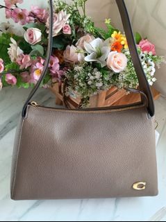(Kategori: ) berada di . Dikirim oleh arniesstuff (ID iklan 1465959802, Gambar 1). Deskripsi: .